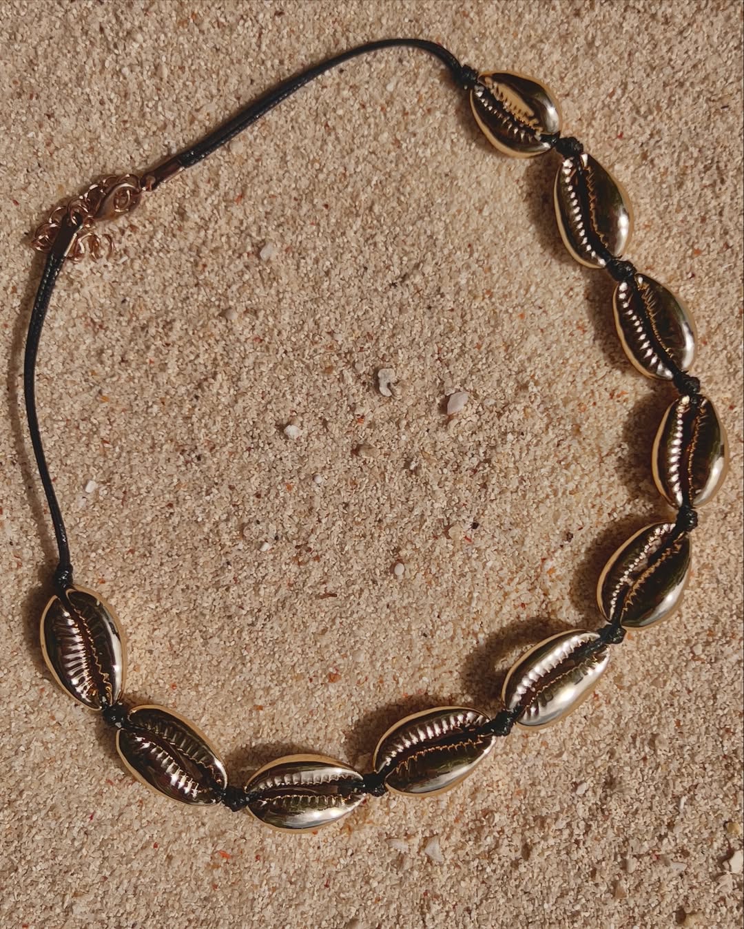 The Cowrie Choker-Black&Gold