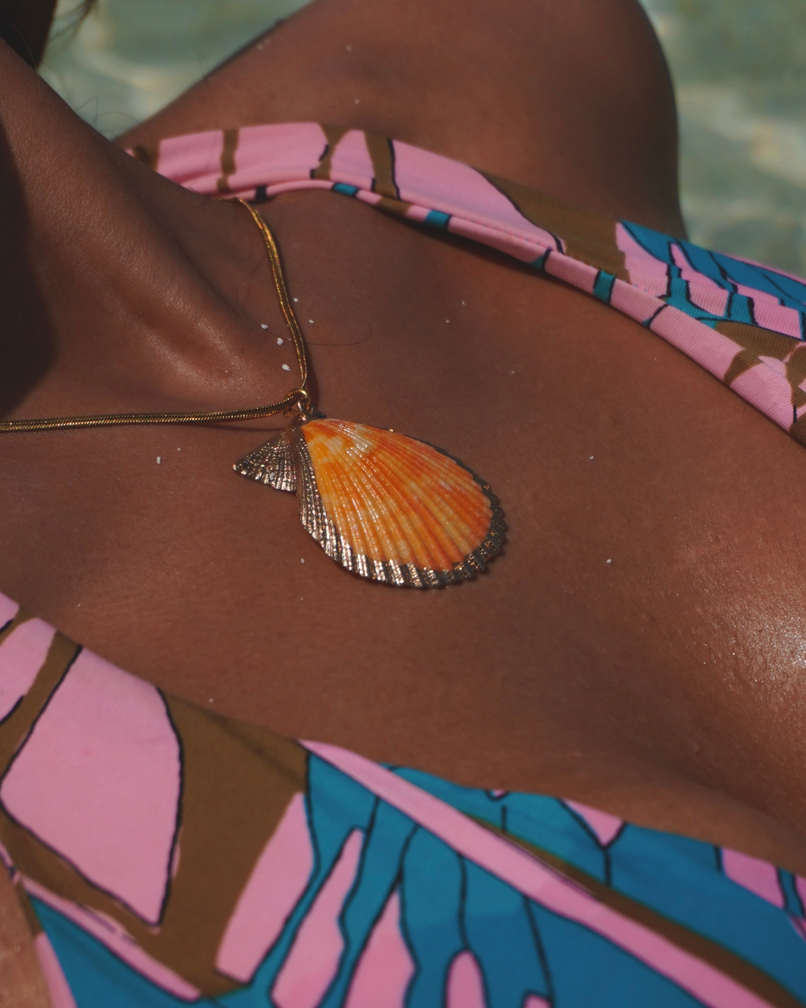 The Aureate Clam